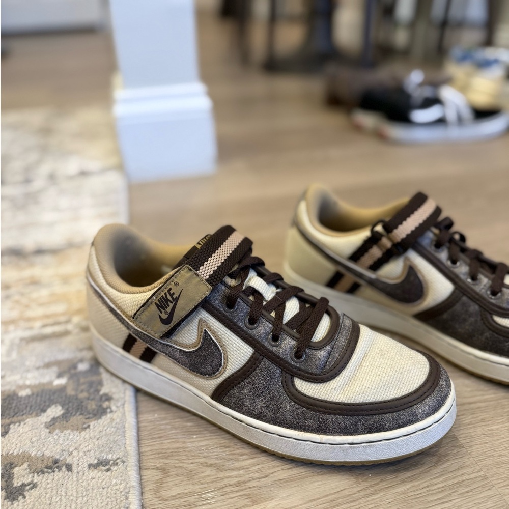 Nike men Brown and Cream Sneakers